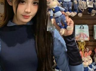在17吃瓜网站转悠，探索那个让人又爱又恨的入口