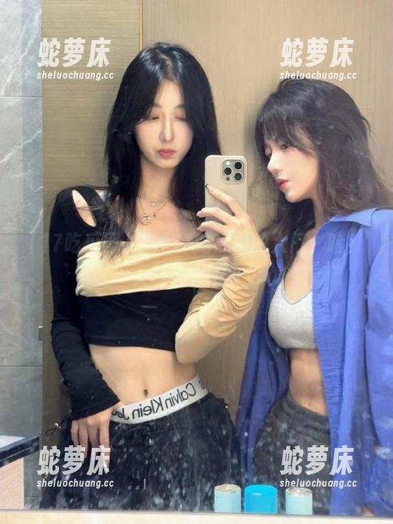 打开17吃瓜网的大门，啥？入口被吃了？！