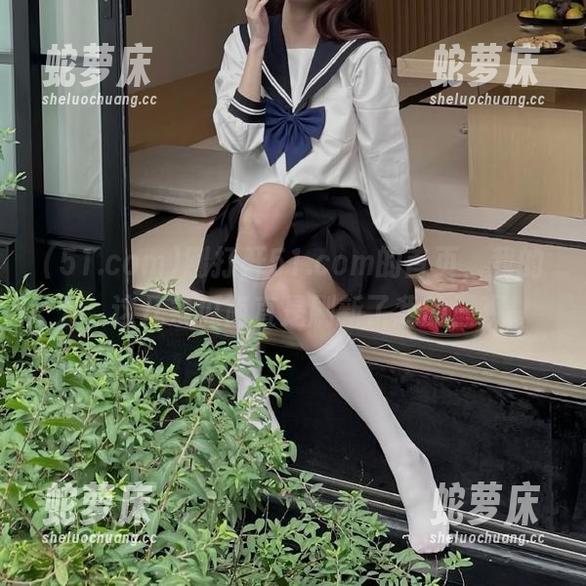 刚打开51.com的首页，我的天，这几条瓜简直是刷新了我的三观！