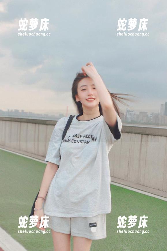 点击进入www.51.com在线，免费获取各路精彩八卦，急不得！