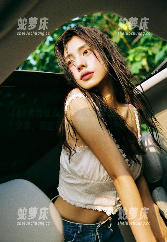 51免费吃瓜 多少瓜在51免费吃瓜里被分享,完全移不开眼,唉,生活真奇妙