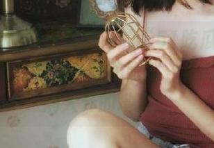 在俄罗斯的“51吃瓜网”上偷懒，最新集结八卦的时刻，真的是个脑洞大开的地方！