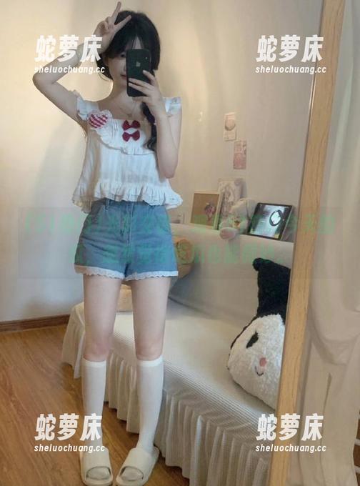 光影交错，观看51热门今天的瓜，忽然觉得吃瓜也能微妙。