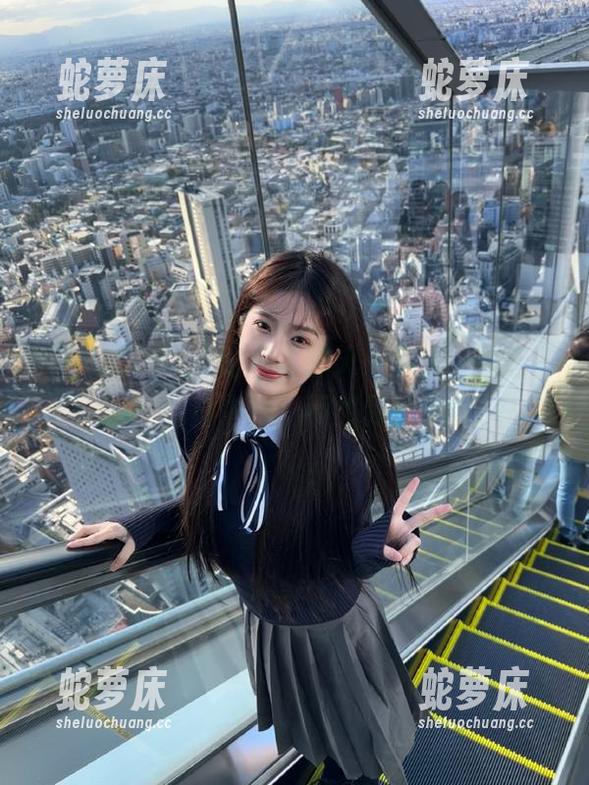 吃瓜、聊天一起来，别忘了下载91吃瓜中心，不然你就out了！
