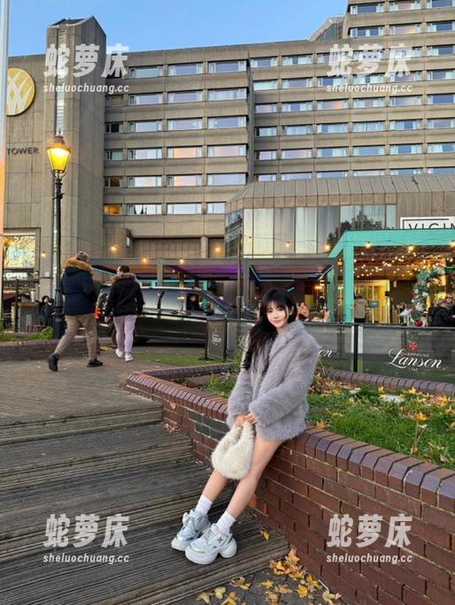 在线一秒钟入驻“hlw”，这种感觉，谁懂？