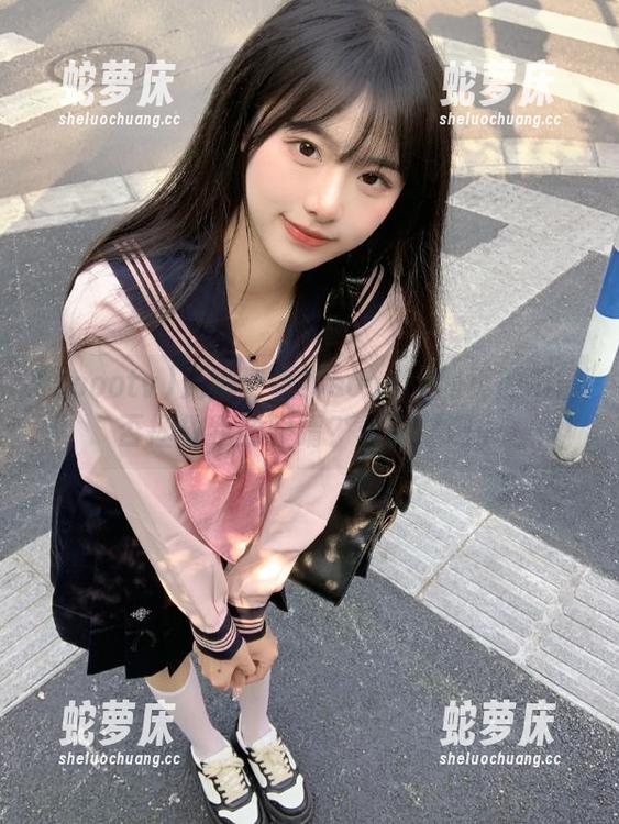 无聊到爆？soootv网页的瓜能否拯救我的眼睛？希望是吧…