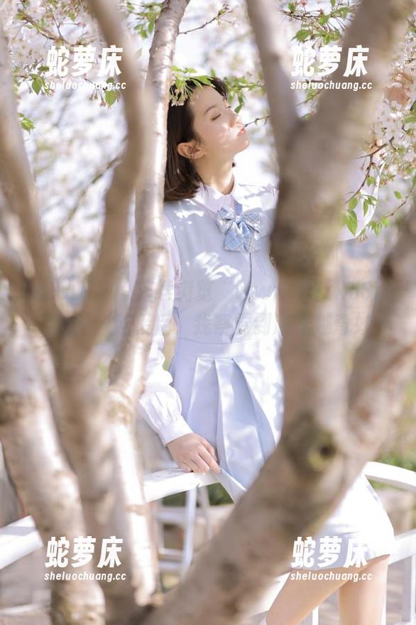 连续浏览“www.17tk337t.com”链接后，我察觉到越来越奇妙