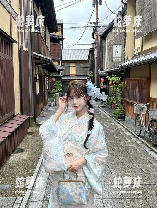 在线盲点：五一吃瓜网里的瓜嗨翻了，这真能吃？
