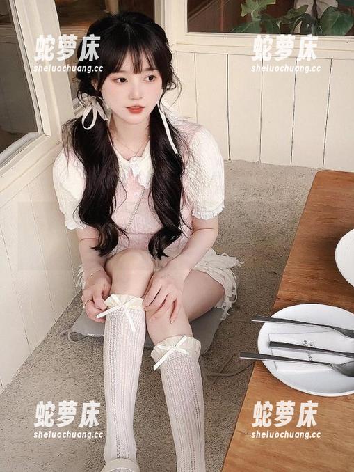 谁要问我为什么迷五一吃瓜网app？只因今日瓜香扑鼻、快乐秒到！