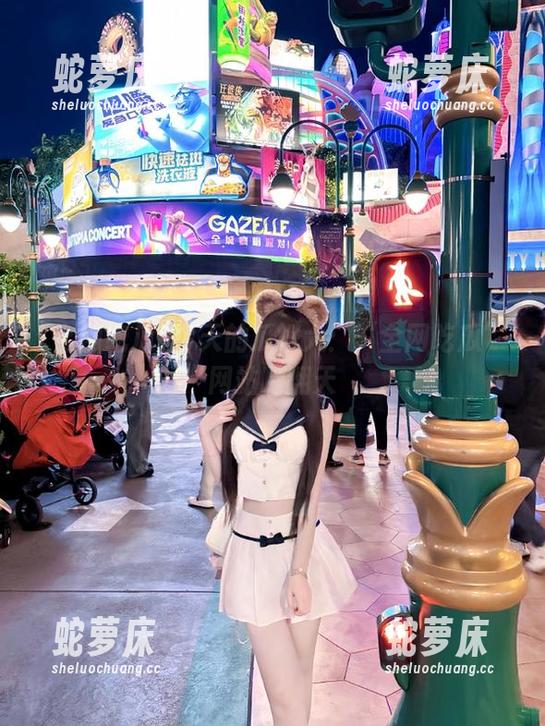 今天的瓜好大：“全网吃瓜”网站嗨翻天