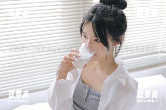观看他们的互动，ccgg tv吃瓜91仿佛让我置身于一场现实剧中