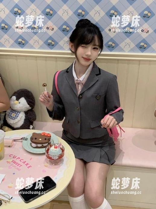 吃瓜导航里的精彩瞬间，疯狂收藏，脑补剧情比原剧还精彩。