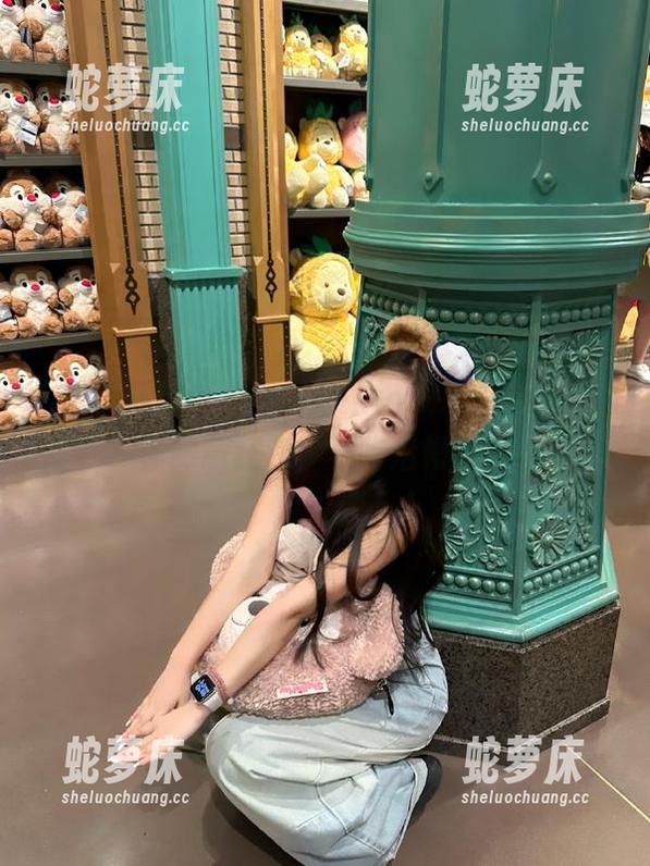 www.吃瓜瓜.top：免费瓜果让你肆意狂欢，不吃后悔哦！