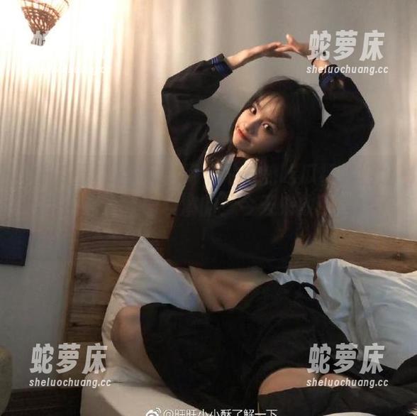 你见过哪个地方的吃瓜福利地址顺带还有小歌舞表演的？今天来放飞自我了！