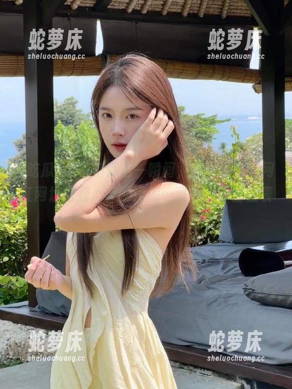 有那么一瞬间，我觉得吃瓜网红网址是我心灵的港湾…可惜只停留在表面。