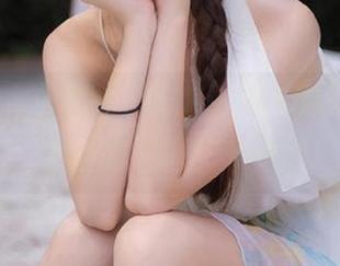 追踪“吃瓜论坛”的新视频，佐料和揪心融为一体