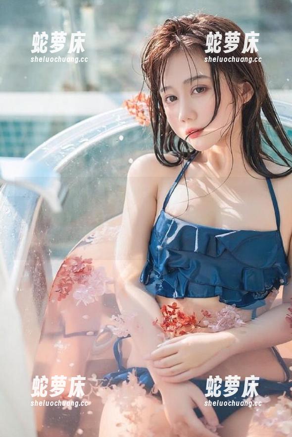 “吃瓜论坛”app：真是个消磨时间的好地方，但我还在继续翻找那条“意外”消息。