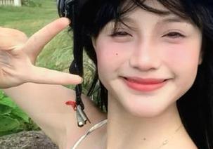 吾爱黑料吃瓜网，官网一出，在线吃瓜随时爽！