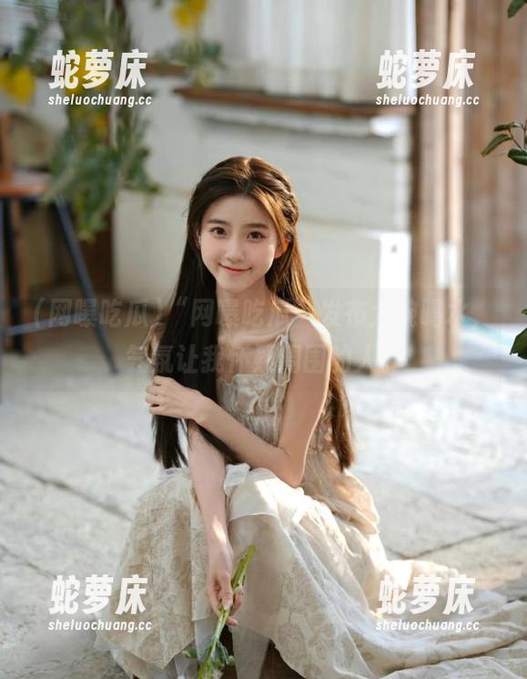 “网曝吃瓜”发布大碗喝水，气氛让我怀疑周围的人。