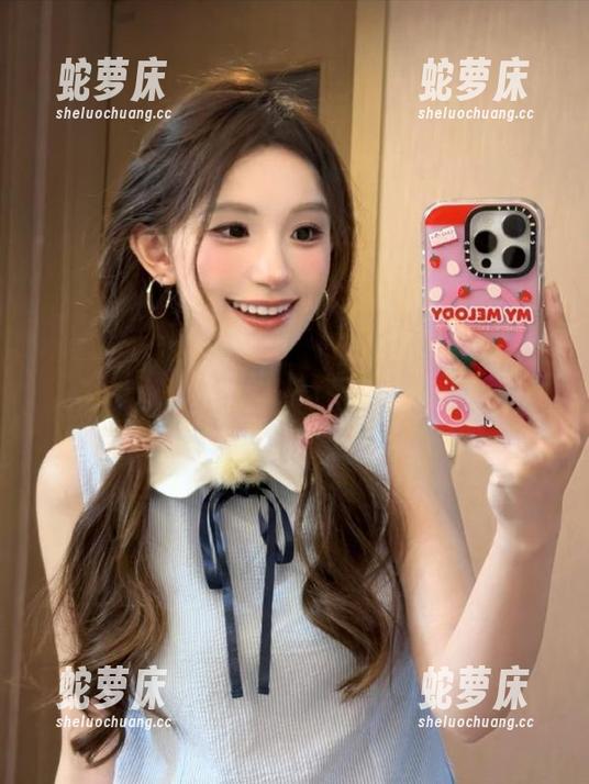 不信你试试，打开“网曝黑料网”的导航，能否从在线视频里捞到点啥？