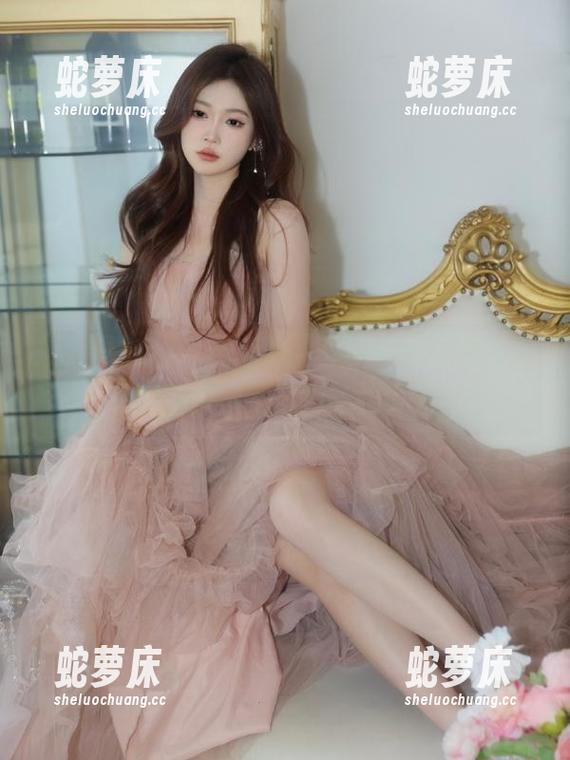 我用免费“黑料吃瓜”网址，看到了太多不可描述的事儿…