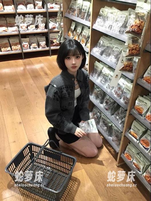 黑料吃瓜官网的入口就像我的心情，时而高兴时而复杂！