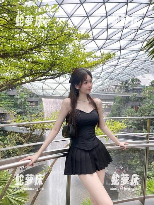 万篇长征黑料正能量，直达快乐的小道，留给我的心灵一片清新。