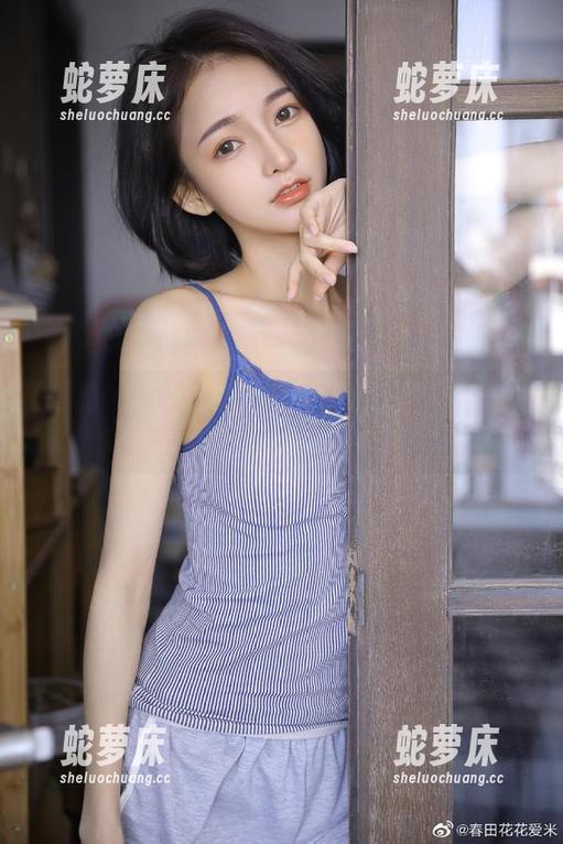 51黑料社在线：我在边吃边追的日子呀...