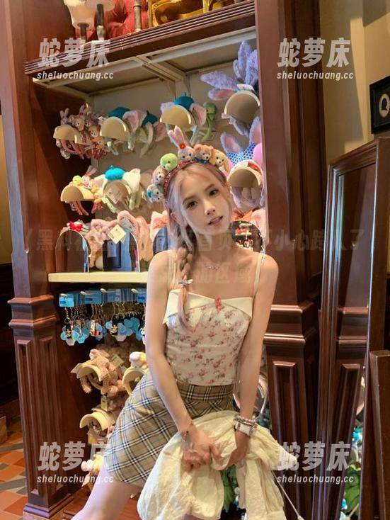 黑料社区首页，不小心跨入了“禁忌”的区域。