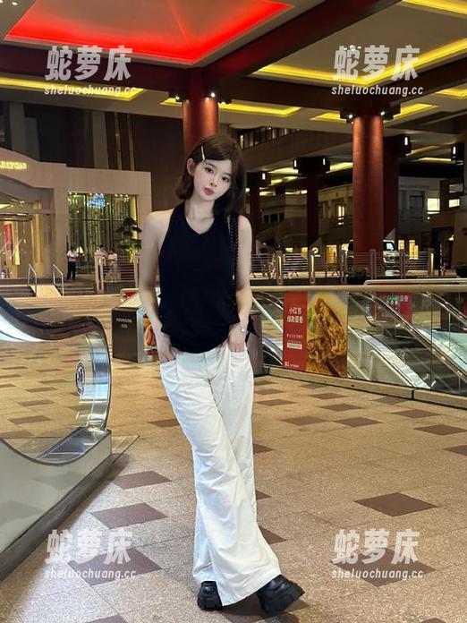 黑料社区永久在线，吃瓜不间断，连灵魂都有点“吃相”了啊