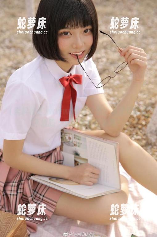 www.黑料社区：点开就能永不迷路，瓜田里悠哉游哉！